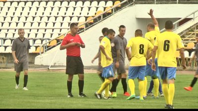 Футбольний матч по-спецназівськи відбувся у Вінниці