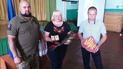 Сергій Горожанкін із Полтавщини отримали ордени "За мужність" Сергій Горожанкін із Полтавщини отримали ордени "За мужність"