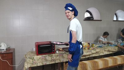 Випікання кексів для військових Випікання кексів для військових