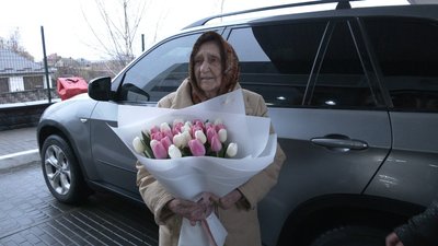 Відсвяткує сторіччя і повернеться відзначати перемогу: з Рівненщини переселенка поїхала до Польщі