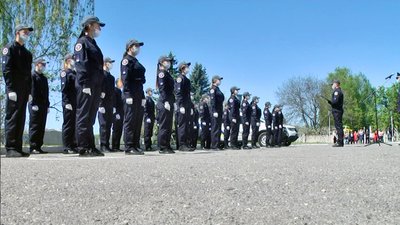 Перші кадети вінницької поліції склали присягу Перші кадети вінницької поліції склали присягу