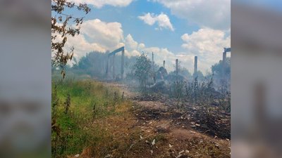 Зруйноване зерносховище та пошкоджена сільгосптехніка: як виглядає агропідприємство на Чернігівщині після обстрілу Зруйноване зерносховище та пошкоджена сільгосптехніка: як виглядає агропідприємство на Чернігівщині після обстрілу