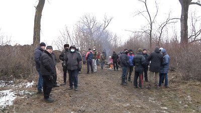 "На нас уваги не звертають". На Запоріжжі тривають протести вільнянців проти будівництва кар'єру "На нас уваги не звертають". На Запоріжжі тривають протести вільнянців проти будівництва кар'єру
