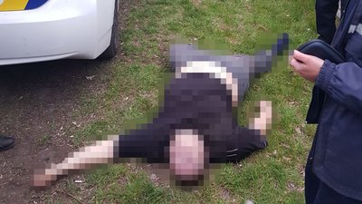 Дніпро: Затриманий раптово помер в автомобілі патрульних, ДБР розпочало слідство