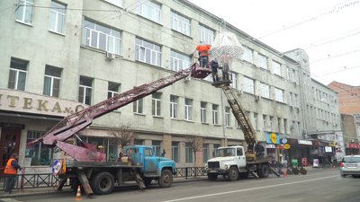 "Люстри" у центрі Харкова: на ілюмінацію Пушкінської планують витратити 17 млн грн