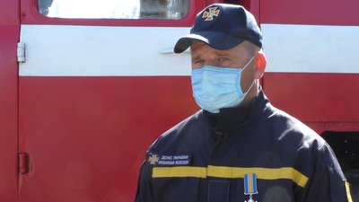 За ліквідацію пожеж на півночі Житомирщини рятувальник Іван Давидюк отримав орден "За мужність"
