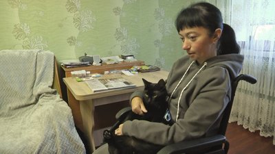 "Не пандус, а злітна смуга": подружжя волинян на кріслах колісних скаржаться на бар'єри в Ковелі "Не пандус, а злітна смуга": подружжя волинян на кріслах колісних скаржаться на бар'єри в Ковелі