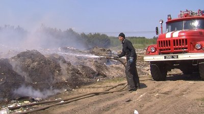 На Волині другу добу горить сміттєзвалище. Чому зайнялося На Волині другу добу горить сміттєзвалище. Чому зайнялося