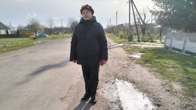 "Ні пройти, ні проїхати": коли відреонтують доргу між селами Мишів та Іванівка на Волині "Ні пройти, ні проїхати": коли відреонтують доргу між селами Мишів та Іванівка на Волині