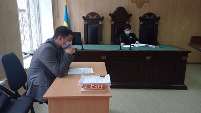 Чоловіка, якого підозрюють у вбивстві людини у торговельного центрі Полтави, взяли під варту