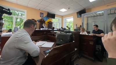 Міському голові Апостолового продовжили відсторонення від посади та домашній арешт Міському голові Апостолового продовжили відсторонення від посади та домашній арешт