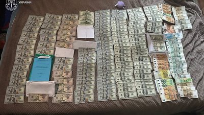 Обвинувальний акт щодо трьох науково-педагогічних працівників одного з сумських ВНЗ