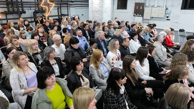 У Запорізькій області побудують десять підземних шкіл У Запорізькій області побудують десять підземних шкіл