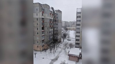 У багатоповерхівці Івано-Франківська стався вибух. Травмовано двоє людей