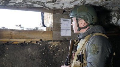 боєць на позиції