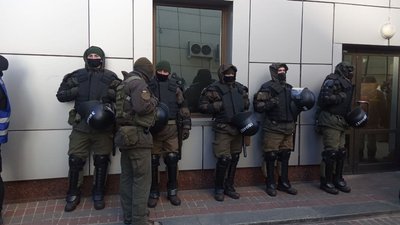 Справа Шеремета. Перед засіданням щодо Антоненка в Апеляційному суді посилили охорону Справа Шеремета. Перед засіданням щодо Антоненка в Апеляційному суді посилили охорону