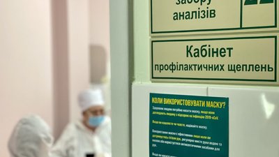 На Кіровоградщині від COVID-19 вакцинують дві мобільні бригади