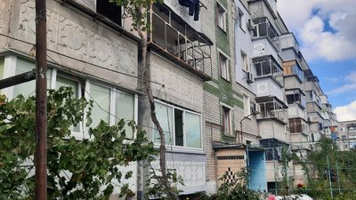 "Прагнемо перемоги, і намагаємося її наблизити". Як живуть люди у Зеленодольску на Криворіжжі під постійними обстрілами "Прагнемо перемоги, і намагаємося її наблизити". Як живуть люди у Зеленодольску на Криворіжжі під постійними обстрілами