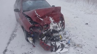 На Вінниччині, через негоду, зіткнулися автівка поліції та "Део Ланос" На Вінниччині, через негоду, зіткнулися автівка поліції та "Део Ланос"