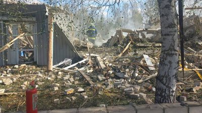 РФ завдала удару по селу Гроза Куп'янського району "Іскандером": загинули понад 50 людей РФ завдала удару по селу Гроза Куп'янського району "Іскандером": загинули понад 50 людей