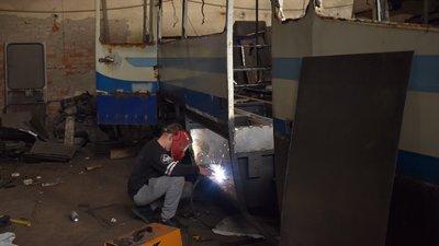 Нові комунальні автобуси очікують в Ужгороді. Приватні перевізники залишають міські маршрути Нові комунальні автобуси очікують в Ужгороді. Приватні перевізники залишають міські маршрути