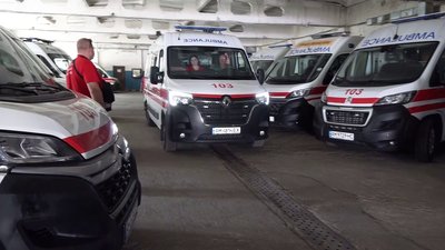 "Готові допомагати і далі, бо це наш внесок у перемогу" – житомирські лікарі екстреної медичної допомоги