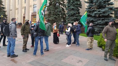 Закон про мову: у Харкові вимагають справедливості від Конституційного суду Закон про мову: у Харкові вимагають справедливості від Конституційного суду