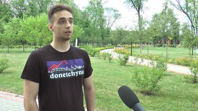 Громадська організація "Ініціативний Покровськ" молодь активісти допомога Громадська організація "Ініціативний Покровськ" молодь активісти допомога