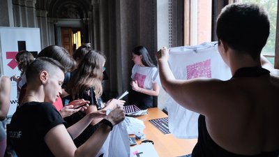 "Стереотипи не вирішують за тебе". Чернівецьким студентам показали фільм про гендерну рівність