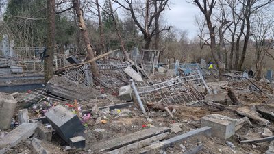 Армія РФ завдала чергового ракетного удару по Запоріжжю, є поранені Армія РФ завдала чергового ракетного удару по Запоріжжю, є поранені