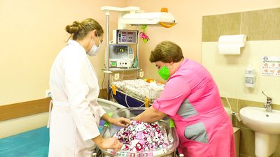На Буковині немовлят понад місяць не вакцинують від туберкульозу: в чому причина