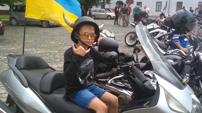 "Ми не бачилися рік"- байкери у Луцьку відновили заїзди "Ми не бачилися рік"- байкери у Луцьку відновили заїзди
