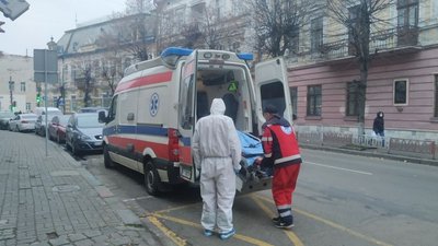 У медзакладах Івано-Франківська лікуються 624 людини з підозрою або підтвердженим діагнозом COVID-19