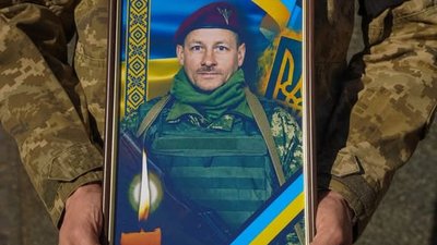 В Ужгороді 23 жовтня попрощалися із 45-річним солдатом Аркадієм Шугаром. 