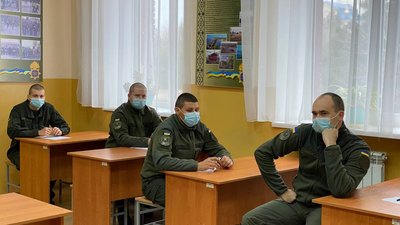 Миколаївські нацгвардійці долучилися до написання радіодиктанта національної єдності-2021 Миколаївські нацгвардійці долучилися до написання радіодиктанта національної єдності-2021