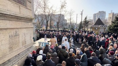 Як минуло богослужіння до свята Водохреща в Миколаєві Як минуло богослужіння до свята Водохреща в Миколаєві