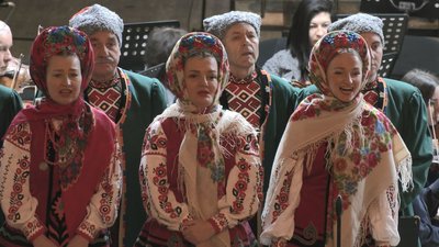 Пісня на передову: черкаський хор виконав пісню на честь командира "Карпатської Січі" Пісня на передову: черкаський хор виконав пісню на честь командира "Карпатської Січі"