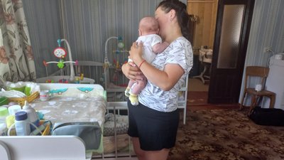 "Блакитні очки у всіх": як у Полтаві живе родина з Харківщини, у яких народилась трійня "Блакитні очки у всіх": як у Полтаві живе родина з Харківщини, у яких народилась трійня