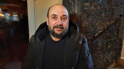 Військовий Сергій Андрушко, який недавно повернувся з фронту. Грудень 2023. Тернопіль Військовий Сергій Андрушко, який недавно повернувся з фронту. Грудень 2023. Тернопіль