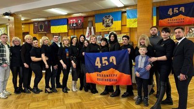 У Полтаві волонтери на аукціоні зібрали понад 100 тисяч для українських військових
