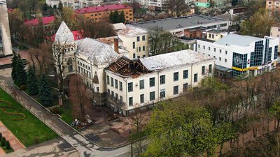Відбудова двох найбільших бібліотек Чернігівщини: скільки грошей треба та коли завершать ремонт Відбудова двох найбільших бібліотек Чернігівщини: скільки грошей треба та коли завершать ремонт