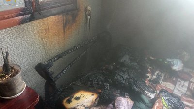 За добу на Миколаївщині рятувальники ліквідували три пожежі. Одна з них виникла через обстріли
