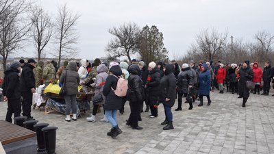 На Кіровоградщині попрощалися з трьома військовими На Кіровоградщині попрощалися з трьома військовими