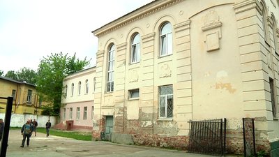 У Житомирі розпочали ремонт аварійного корпусу гімназії №23 У Житомирі розпочали ремонт аварійного корпусу гімназії №23