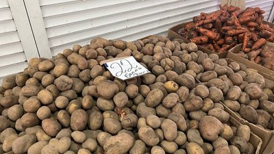 Продукти, які входять до борщового набору Продукти, які входять до борщового набору
