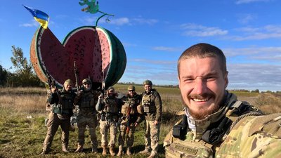 Ті, хто виборює незалежність: як підрозділ аеророзвідки з Дніпропетровщини працює на Запорізькому напрямку Ті, хто виборює незалежність: як підрозділ аеророзвідки з Дніпропетровщини працює на Запорізькому напрямку