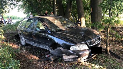 Водій легковика тяжко травмувався водій легковика Водій легковика тяжко травмувався водій легковика