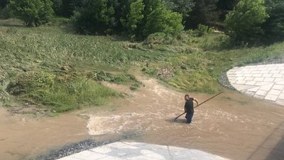 Потопи, повалені дерева і пошкоджені будинки: що стихія наробила в Україні