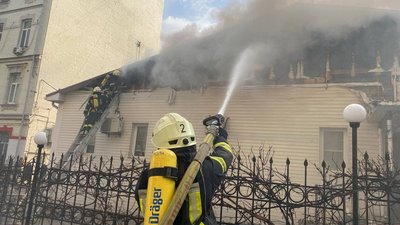 У центрі Києва в одному з барів сталась пожежа У центрі Києва в одному з барів сталась пожежа