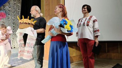 Зустріч харківчан з хлібом-сіллю, 24 вересня 2023. Фото:Суспільне Хмельницький